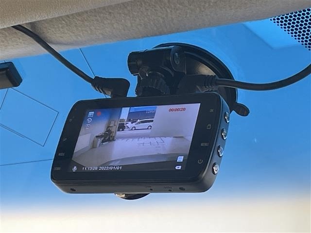 Toyota PORTE 2013 8443667-12