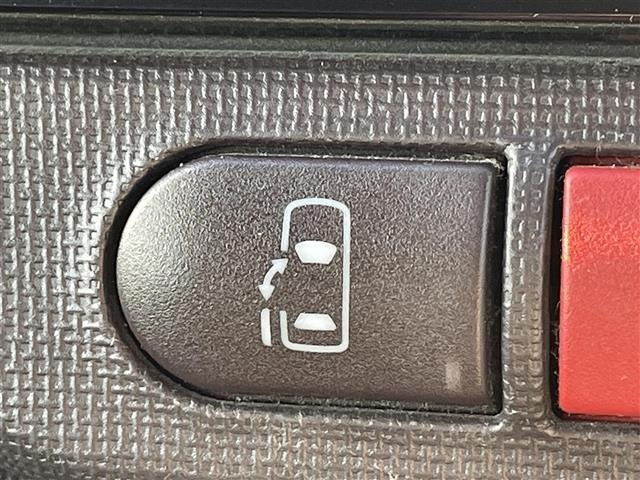 Toyota PORTE 2012 8443682-17