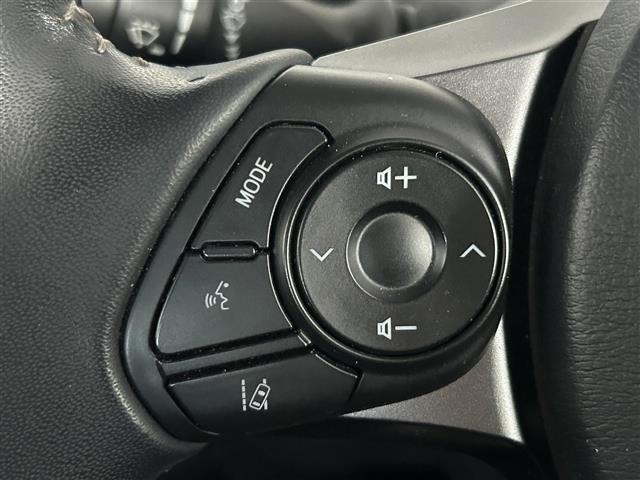 Toyota PRIUS PHV 2018 8455857-3
