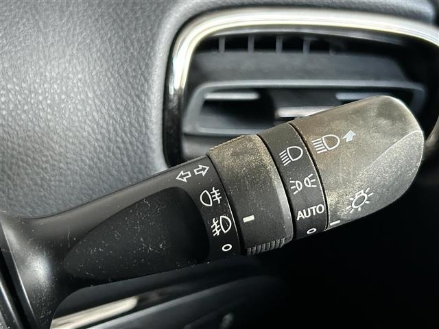 Toyota PRIUS PHV 2018 8455857-8