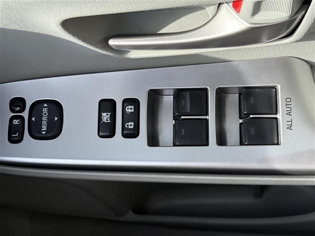 Toyota PRIUS 2013 8454106-2