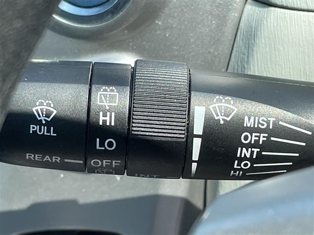 Toyota PRIUS 2011 8454137-1