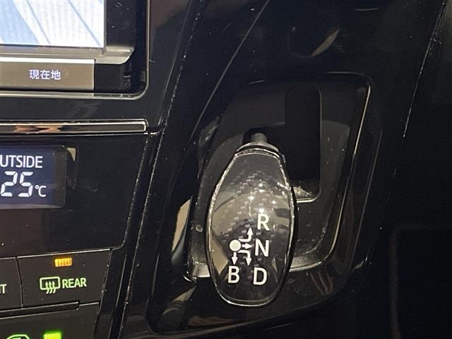 Toyota PRIUS 2015 8454216-12