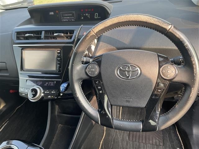 Toyota PRIUS 2016 8454248-6