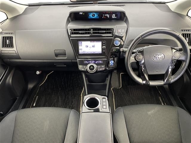 Toyota PRIUS 2017 8454298-15