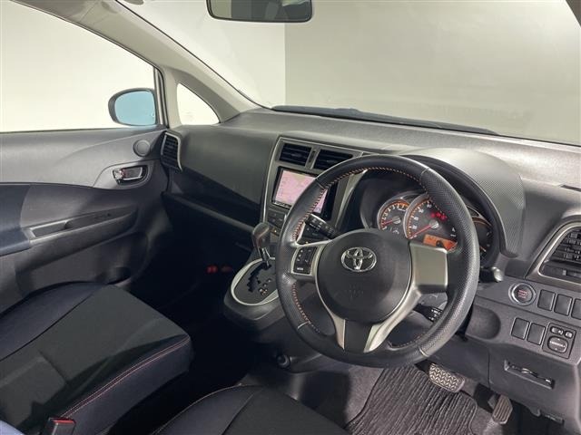 Toyota RACTIS 2011 8454484-11