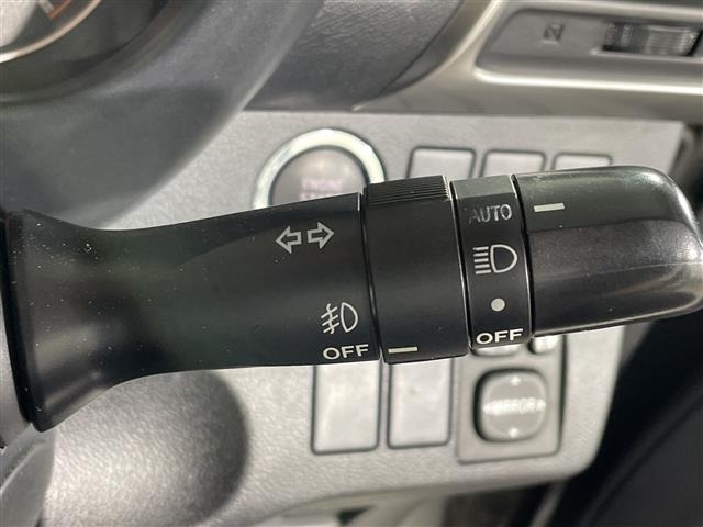 Toyota RACTIS 2011 8454484-9