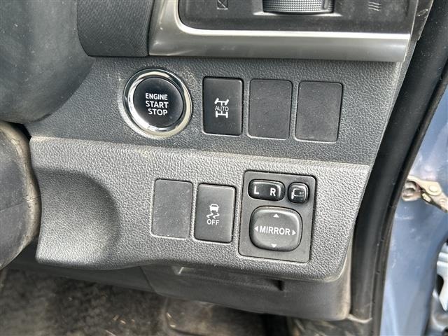 Toyota RACTIS 2015 8454485-4