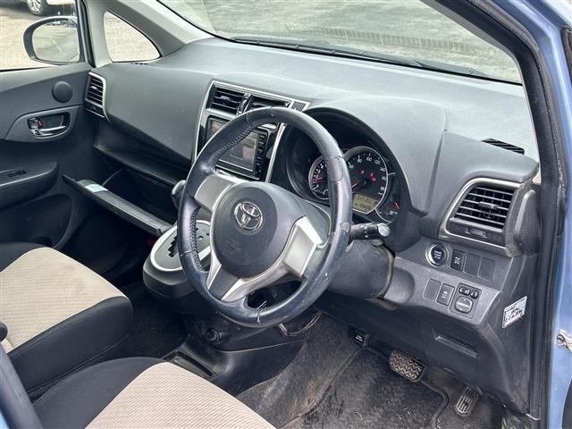 Toyota RACTIS 2015 8454485-5