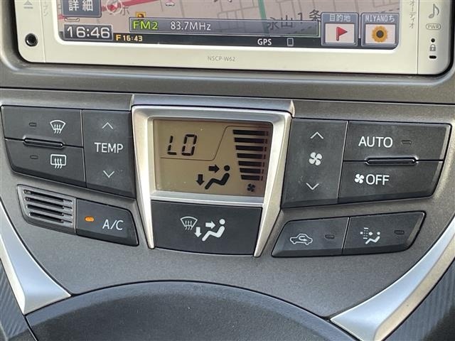 Toyota RACTIS 2014 8454488-3