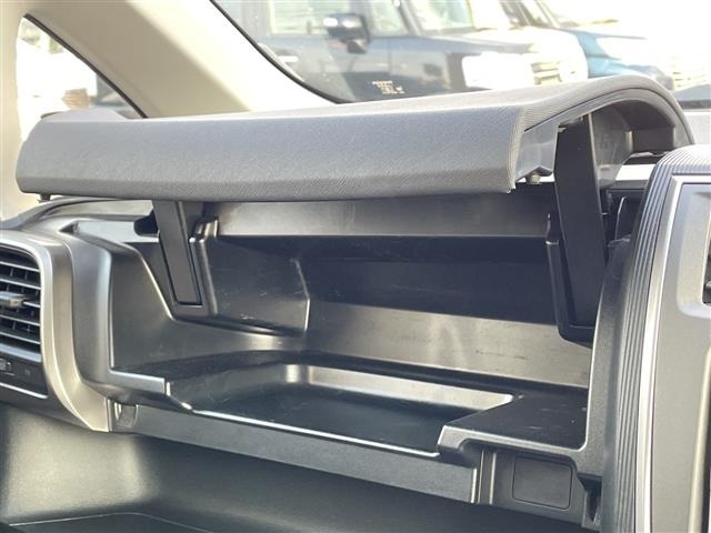 Toyota RACTIS 2014 8454488-4