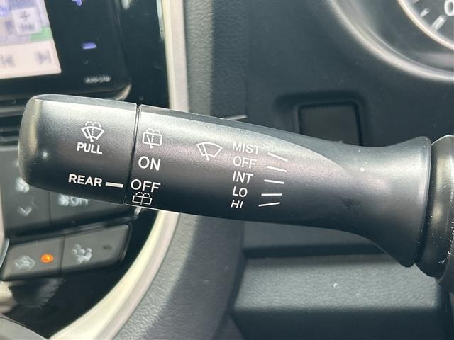 Toyota RACTIS 2016 8454491-5