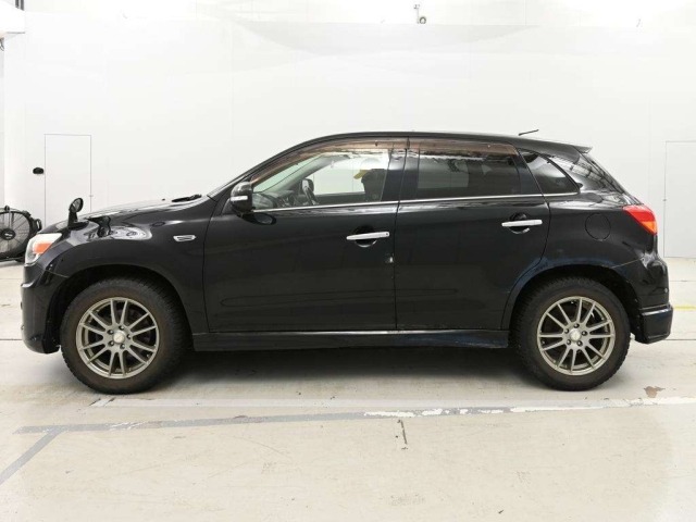 Mitsubishi RVR 2013 8460179-4