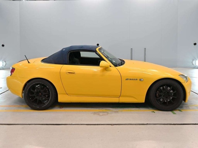 Honda S2000 2002 8458918-3