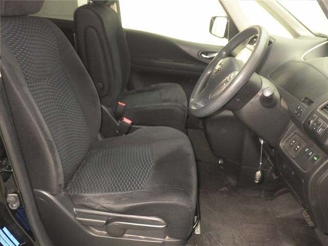 Nissan SERENA 2015 8456104-5