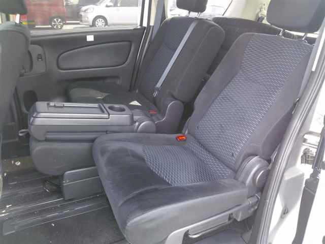 Nissan SERENA 2016 8456150-9