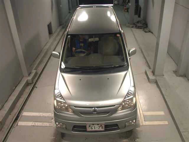 Nissan SERENA 2004 8456152-6