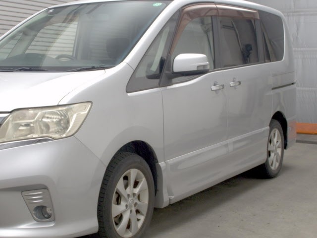 Nissan SERENA 2011 8456174-4
