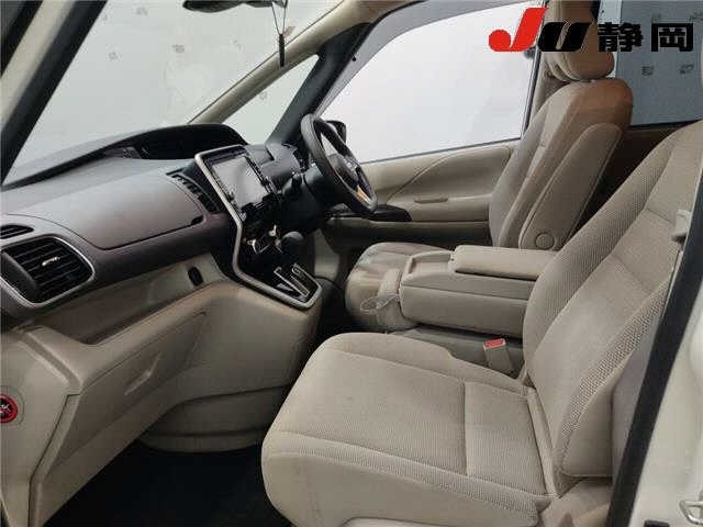Nissan SERENA 2018 8456180-6