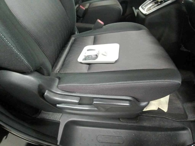 Nissan SERENA 2016 8456183-10