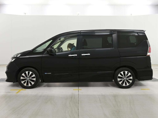Nissan SERENA 2016 8456183-4