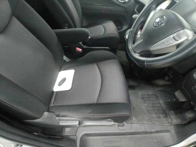 Nissan SERENA 2011 8456187-10