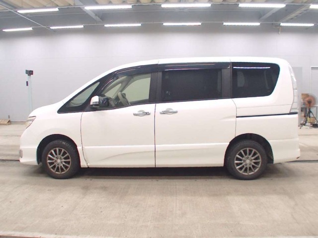 Nissan SERENA 2015 8456194-4