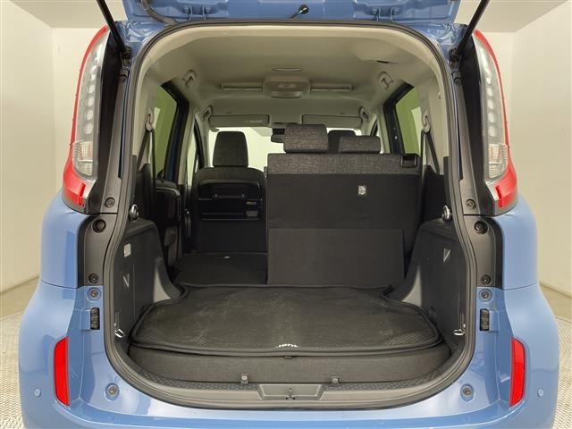 Toyota SIENTA 2023 8443504-11