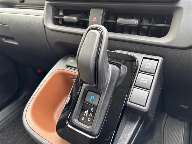 Toyota SIENTA 2022 8443514-8