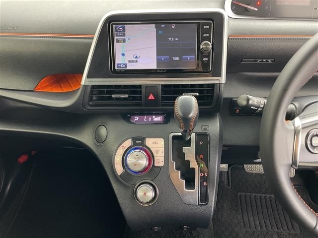 Toyota SIENTA 2018 8443515-9