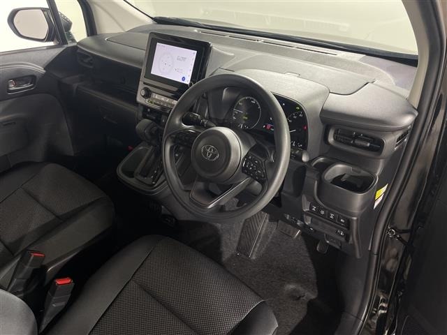 Toyota SIENTA 2022 8443523-4