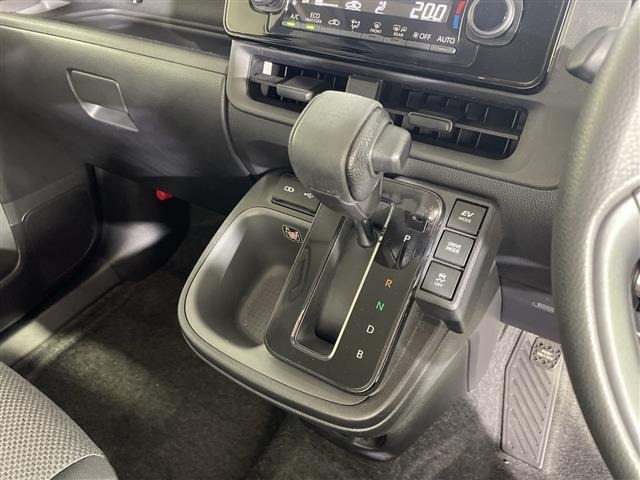 Toyota SIENTA 2022 8443523-5