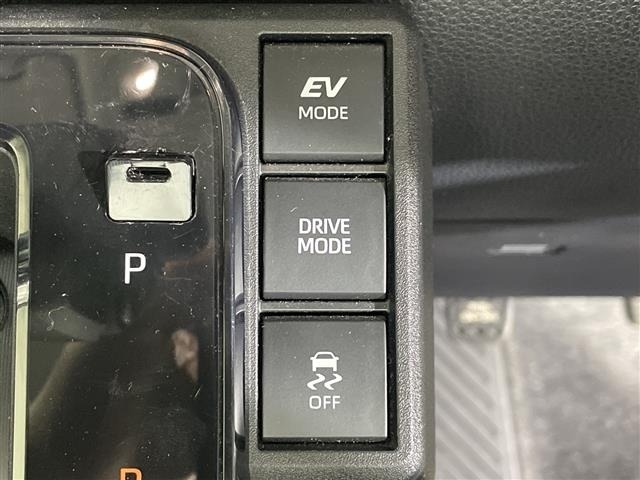 Toyota SIENTA 2022 8443523-8