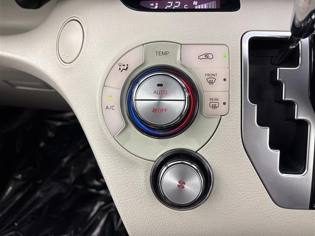 Toyota SIENTA 2016 8443529-10