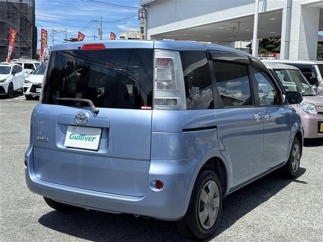 Toyota SIENTA 2011 8443545-17
