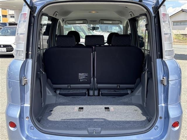 Toyota SIENTA 2011 8443545-23