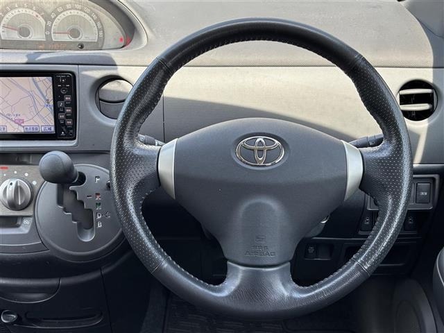 Toyota SIENTA 2011 8443545-3