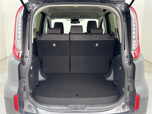 Toyota SIENTA 2023 8443550-8