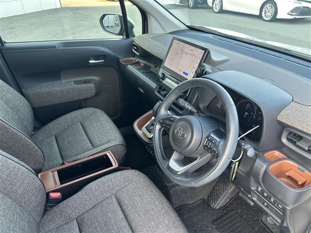 Toyota SIENTA 2023 8443569-6