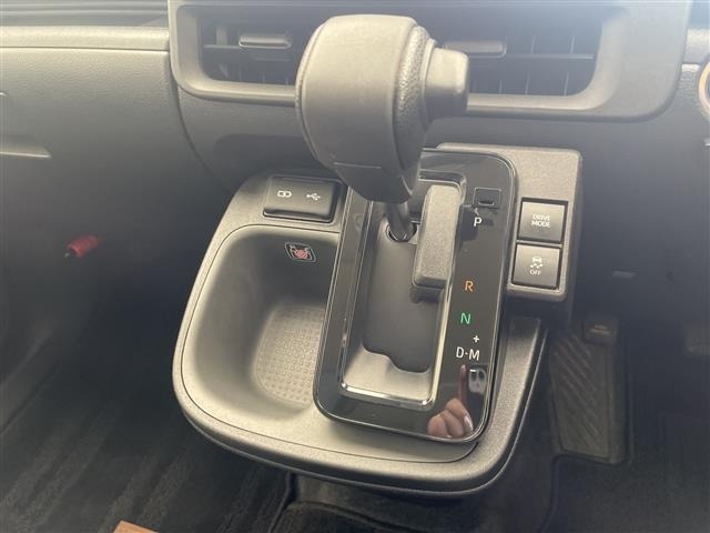 Toyota SIENTA 2023 8443578-9