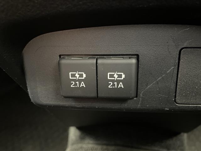 Toyota SIENTA 2019 8443594-9