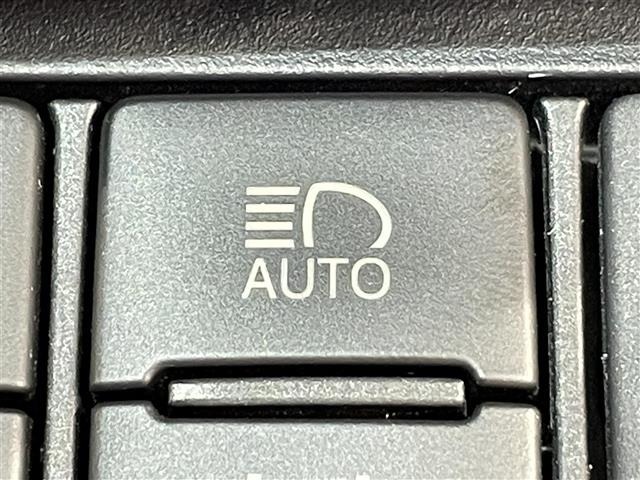 Toyota SIENTA 2022 8443610-3