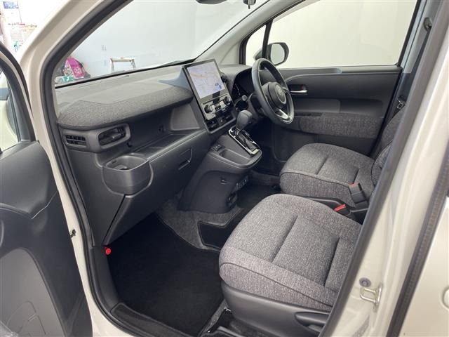 Toyota SIENTA 2023 8443648-9