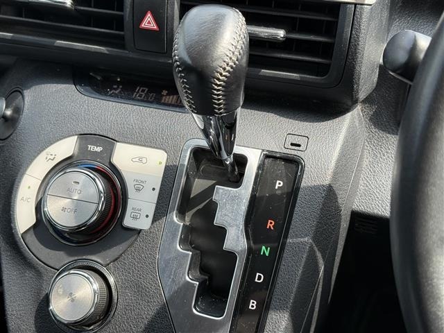 Toyota SIENTA 2022 8443674-17