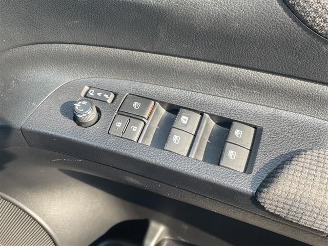 Toyota SIENTA 2021 8443675-11