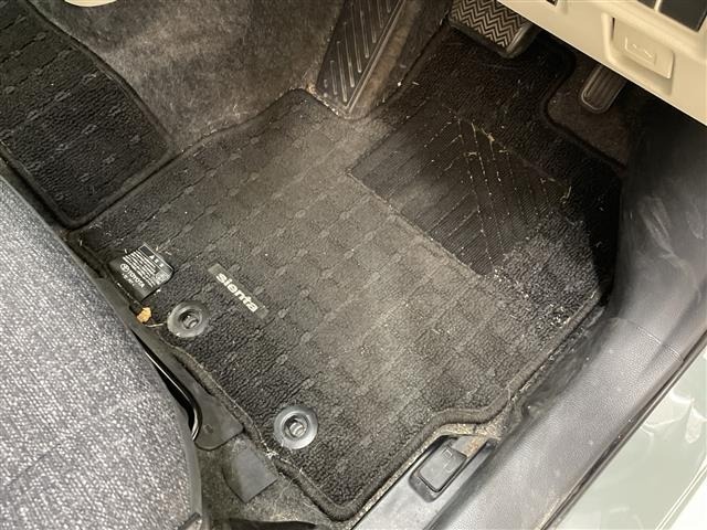 Toyota SIENTA 2023 8443685-14