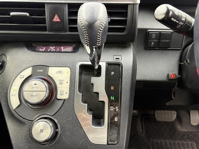 Toyota SIENTA 2019 8443707-6