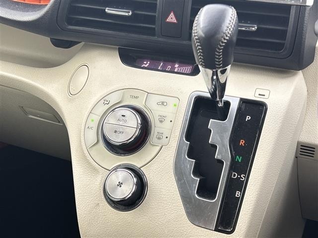 Toyota SIENTA 2015 8443714-8