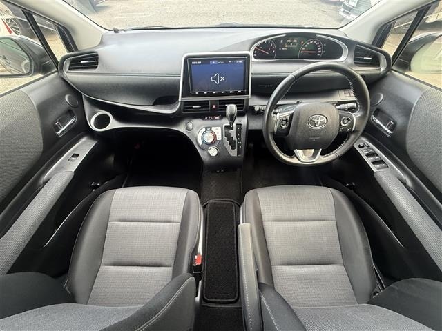 Toyota SIENTA 2021 8443718-15