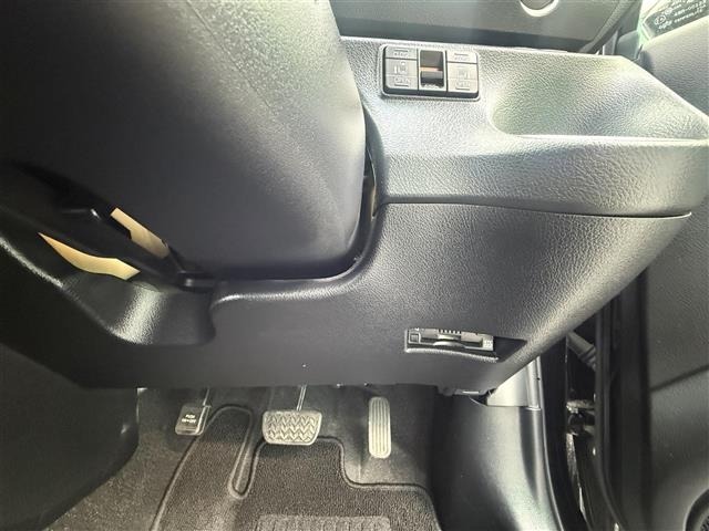 Toyota SIENTA 2021 8443718-3